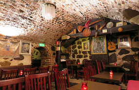 Sten Sture cellar cafe for lunch