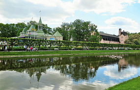 Canal to the Slott