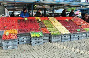 Markets by Concert hall