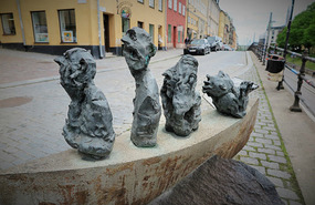 Random sculpture along street