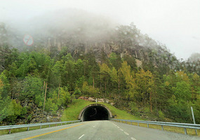 Endless tunnels