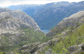 Starting to see Lysefjord