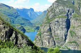 Aurland - Hol mountain pass road