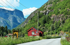 On Aurlandsdalen Road