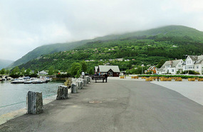 Valldal - coffee time by the water