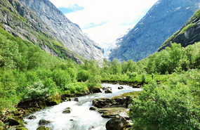 Getting closer to Briksdal Glacier