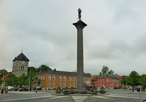 Statue of the city's founder, Olav Tryggvason