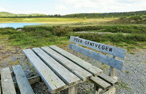 On Peer Gynt Road