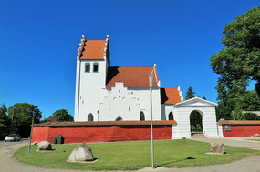 Crowstepped gables on Tarnborg's 13C church