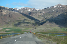 Mountains as we near Hofn, our next stop
