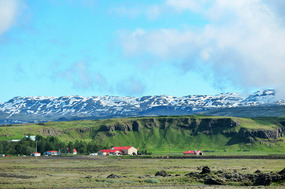 Snow capped mountains of Vatnajokull NP