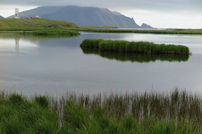 Islands in the lake