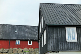 Walls and roof made of wood