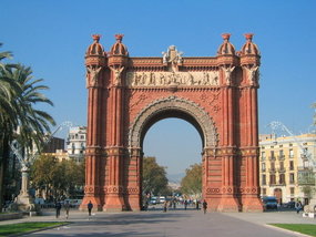 .02  Barcelona´s Arc de Triomf