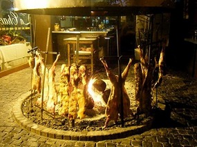 Asado (BBQ) in restaurant window