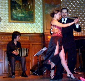 Tango at 36 Billiares