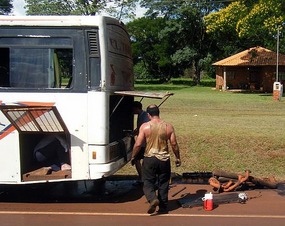 Glad we're not on the bus going the other way...