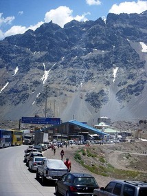 Waiting to cross the border into Chile.....