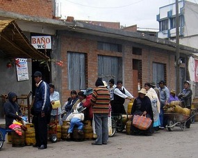 Queue for gas bottle exchange
