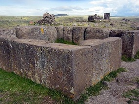 Unfinished square chullpa