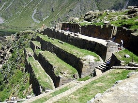 Ollantaytambo terracing
