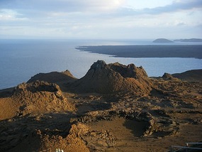 Isla Bartolome