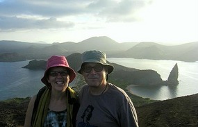  Hello from Isla Bartolome!