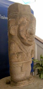 San Agustin statue