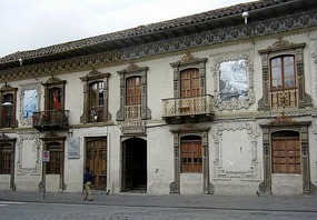 colonial houses