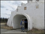 Des and the igloo