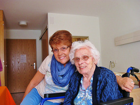 Nelly and Verena's mom in Laufelfingen