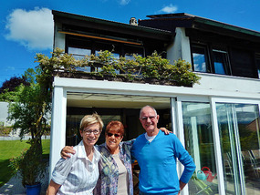 Romy, Nelly & Bernard: In front of enclosed patio