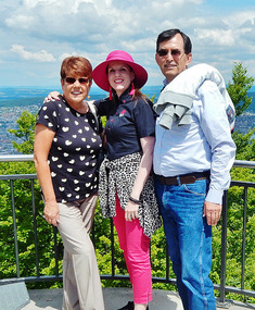We made it to the top of the Uetliberg mountain !