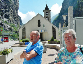 Looking around Gondo