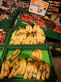 Bananas: $1.06 per pound