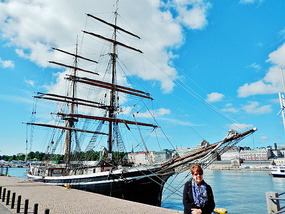 Nelly and her boat