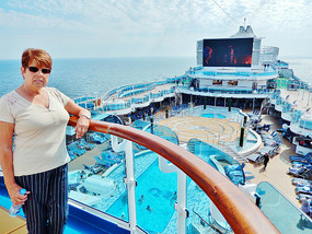 Movies under the sky on the 19th deck