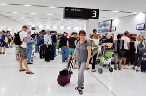 PERTH ARRIVAL.  GETTING OUR LUGGAGE.