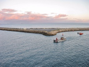 ENTERING THE PORT OF FREMANTLE.