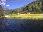 Scenery along Mostraumen