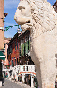 Lion guards the Arsenale