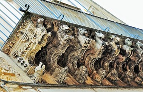 Decorated balcony, Lecce