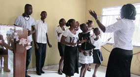 A chorale sings