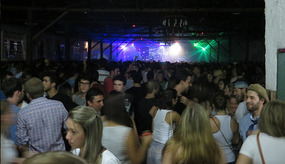 Barnyard party