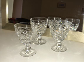 AND they’re also Edinburgh Crystal- stamped!!!