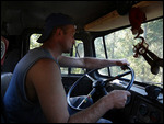 auto stop, vieux camion Tata