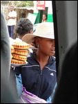 vendeuse ambulante, cake