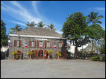 ma mairie de ST LEU..pierres volcaniques