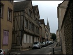 Chartres rue scene