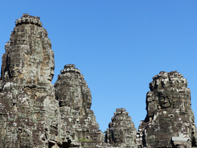 Bayon Temple - how many heads?!